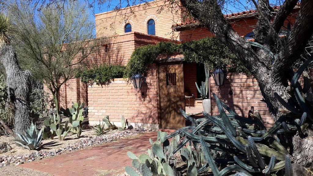 Desert Trails Bed&Breakfast Tanque Verde Exterior foto